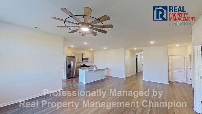 Foto del edificio - Beautiful 3 BD/2 BA Home in Riverside