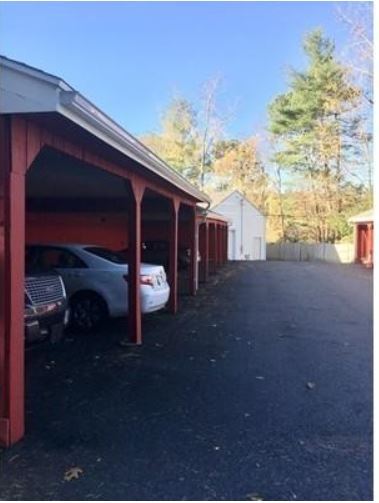 Foto del edificio - 1 Town House Ln