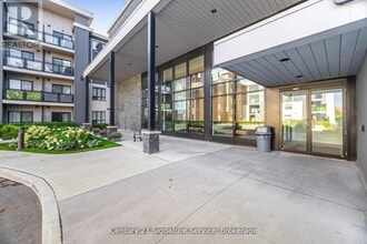 Building Photo - 3170 Erin Mills Pkwy