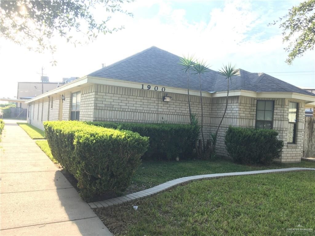Foto principal - 1900 Summer Breeze Rd