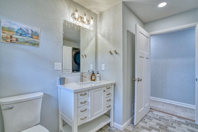 Foto del edificio - 12686 C R 37 C