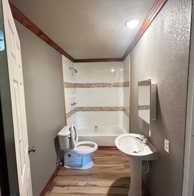 Building Photo - Renovated 3 Bed, 2 Bath Home in Bonham!