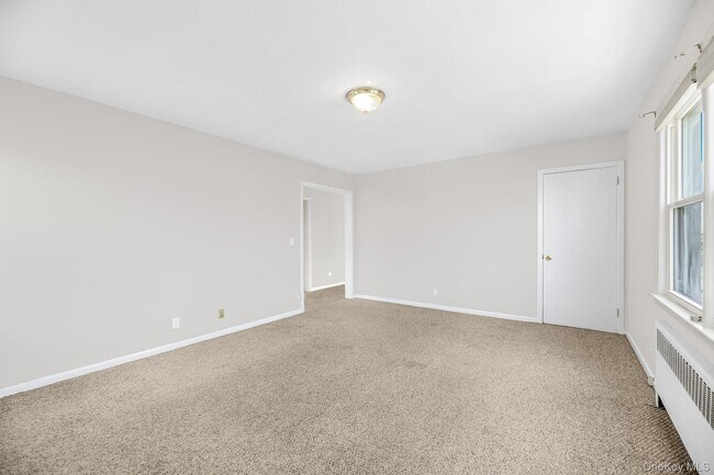 Foto del edificio - 120 Woodside Ave