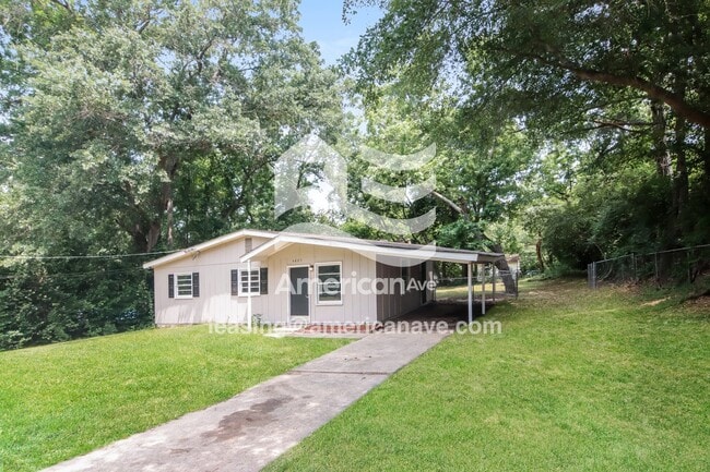 Building Photo - 4805 Josephine St