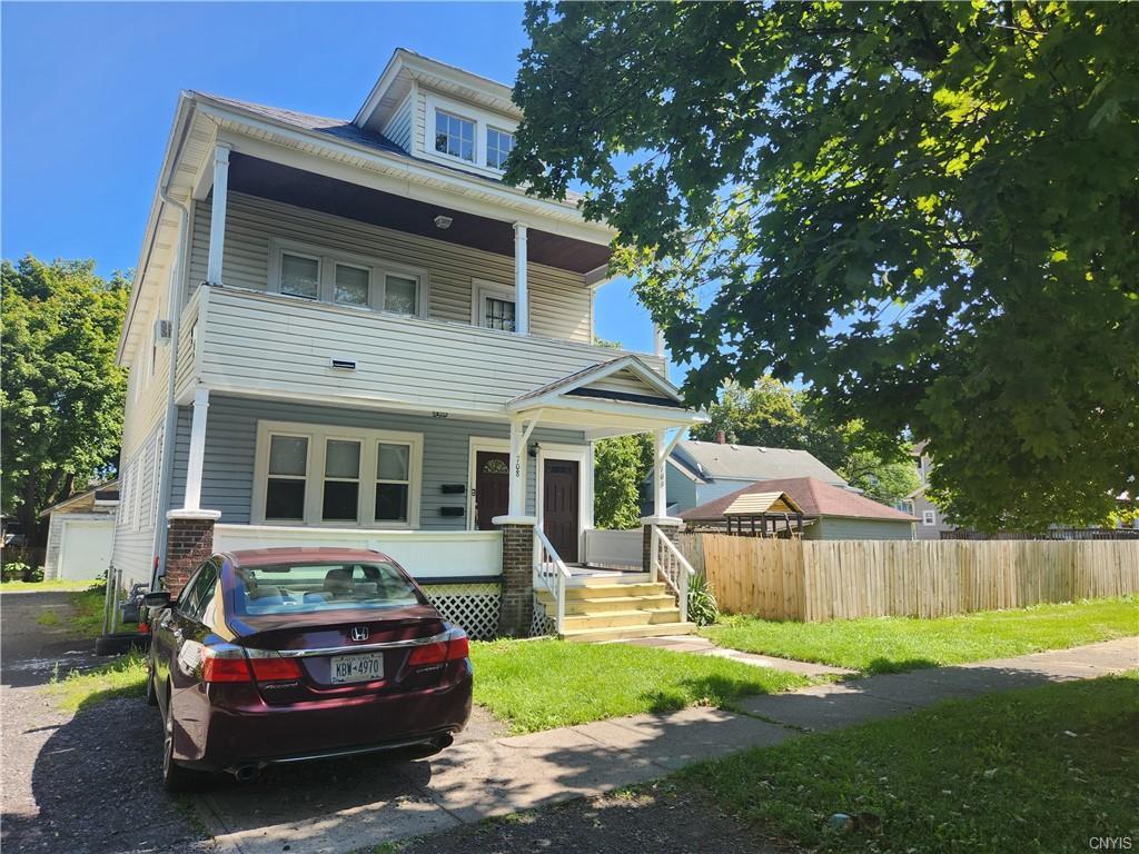 Primary Photo - 708 Milton Ave