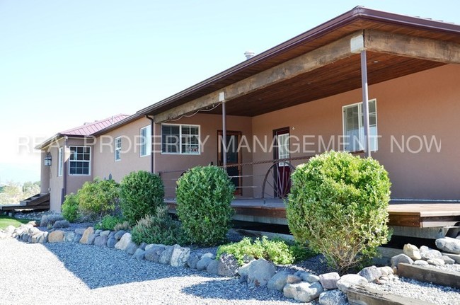 Foto del edificio - Incredibly nice 2300 sq ft home