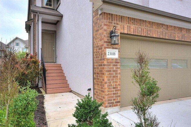 Foto del edificio - 2311 Dillon Pond Ln