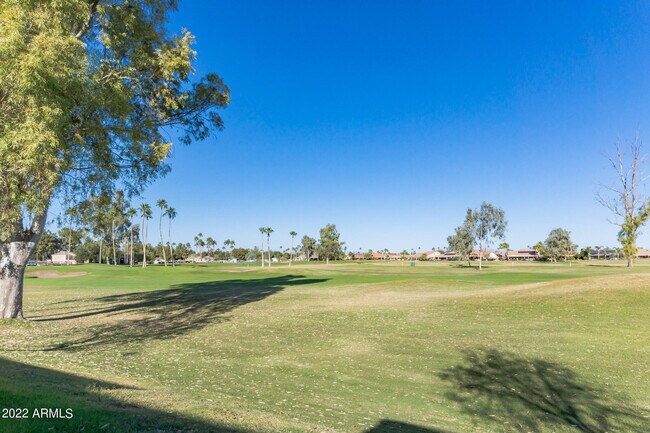 Building Photo - 24511 S Golfview Dr