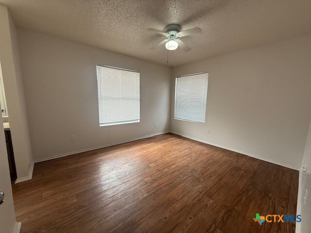 Building Photo - 205 Craddock Ave