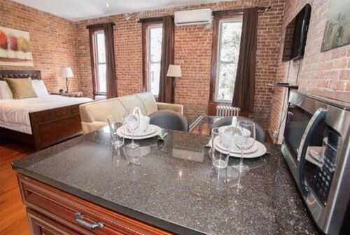 Primary Photo - 349 West 46th St