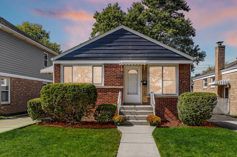 Primary Photo - 3522 George St