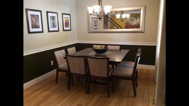 Building Photo - Charming 4BR House in Littleton