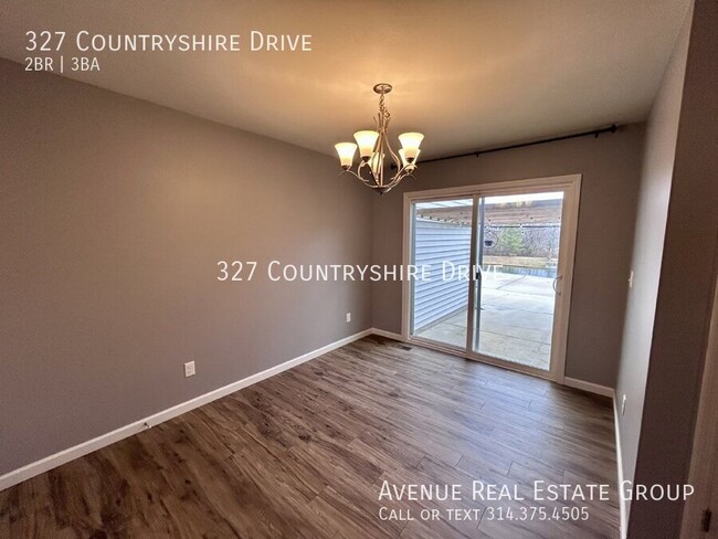 Building Photo - Charming Home on Countryshire Drive with L...