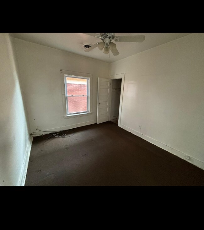 Foto del edificio - 218 Giffin Ave