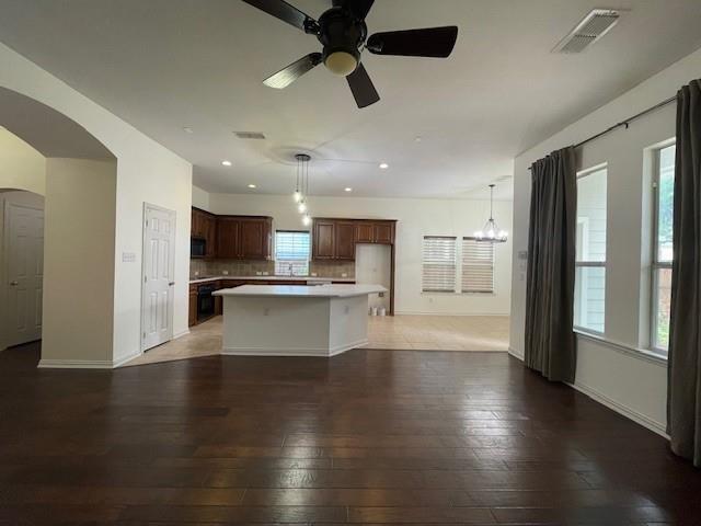Foto del edificio - 8525 Hudson St