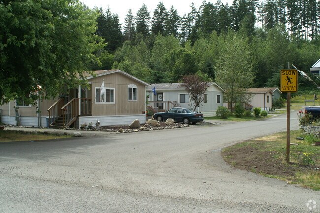 Building Photo - 15520 74th Ave E