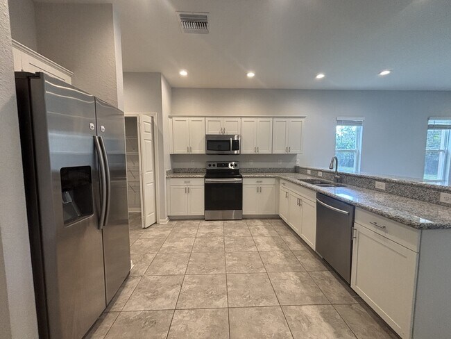 Foto del edificio - 1093 Grantham Dr