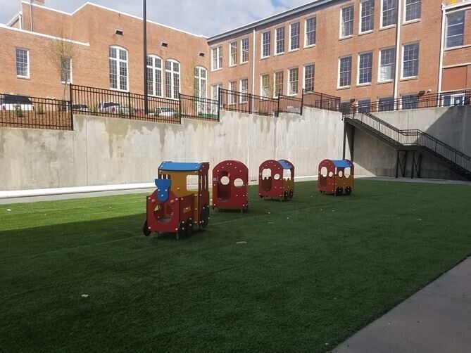 Foto del edificio - 200 E Umstead St