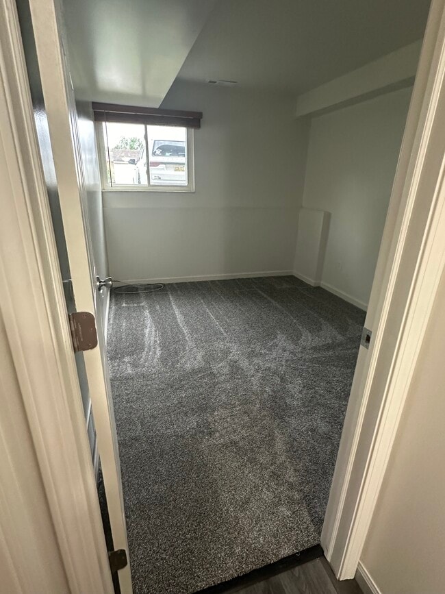 Building Photo - Sherloch Forest Apartments