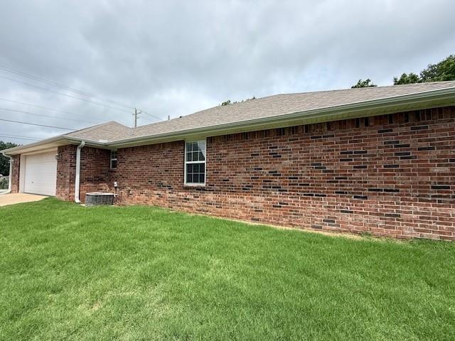 Building Photo - 1560 N Porter Rd