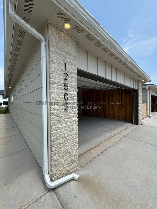 Building Photo - 12502 Northstar
