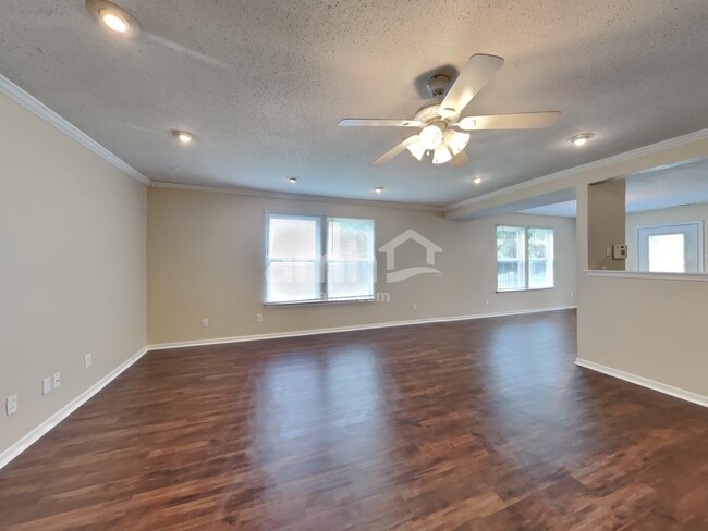 Building Photo - 14337 Orange Blossom Trail