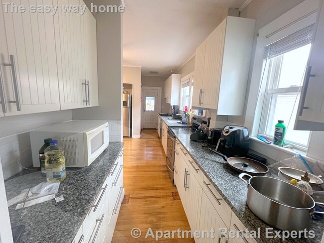 Foto del edificio - 281 Alewife Brook Pkwy