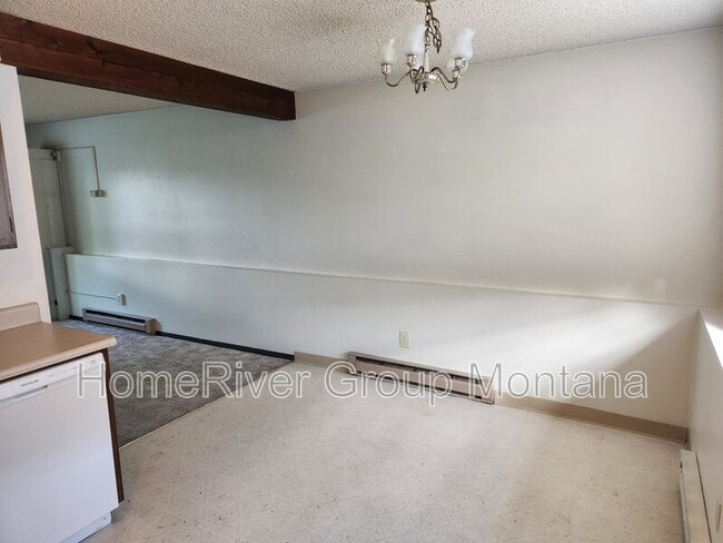 Building Photo - 2308 Hillview Ct