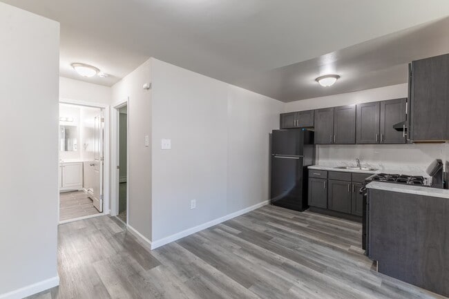 Building Photo - 401 E Gibbsboro Rd