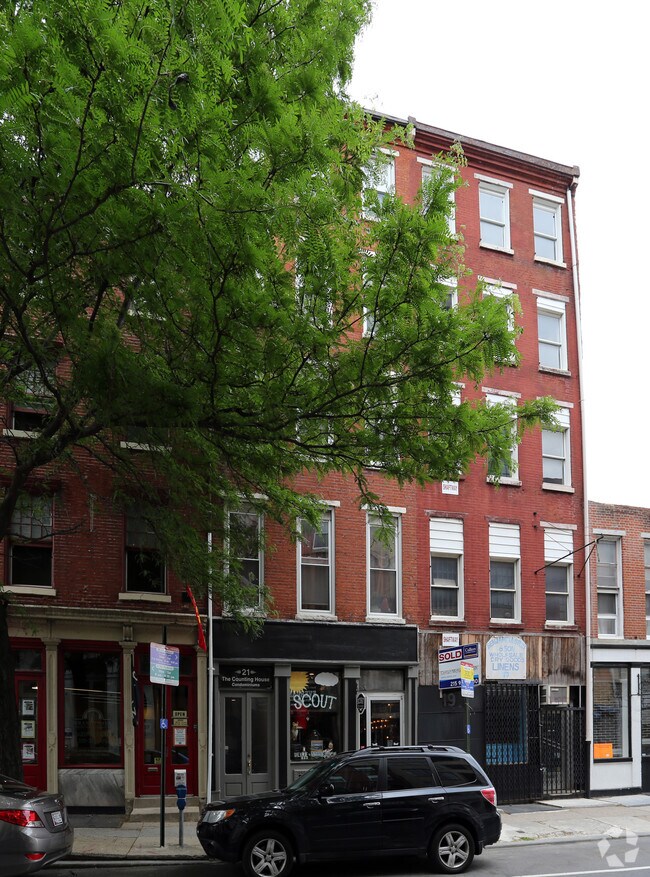 Building Photo - The Counting House Condominiums