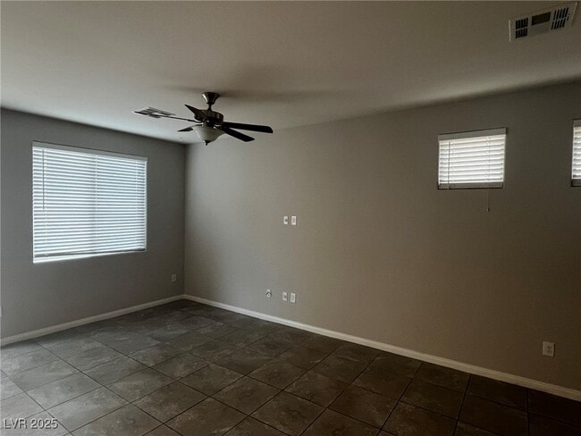 Foto del edificio - 9265 Romance Diamond St