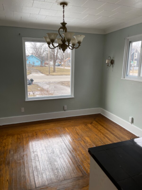 Building Photo - 1518 Hess Ave