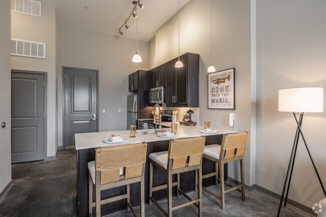 1BR, 1BA - A5 - 705SF - Dining Area - Eastside Heights