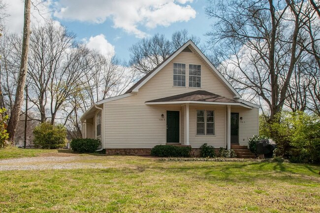 Building Photo - 126A 39th Ave
