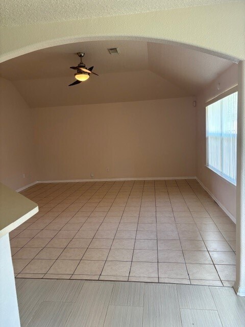 Foto del edificio - 5355 Morgan Oak Dr