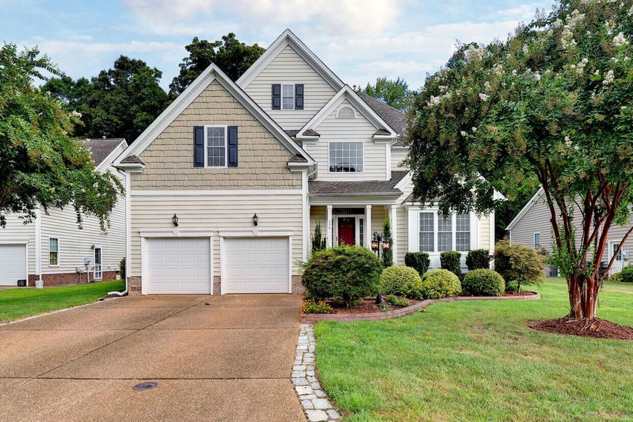 Foto principal - Beautiful York County Home!