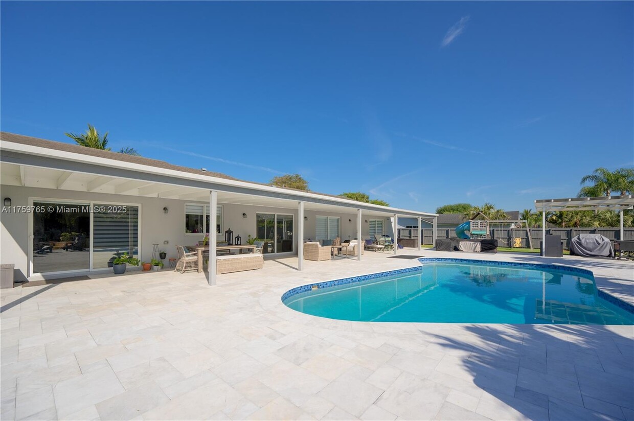 Foto principal - 13561 SW 98th Pl