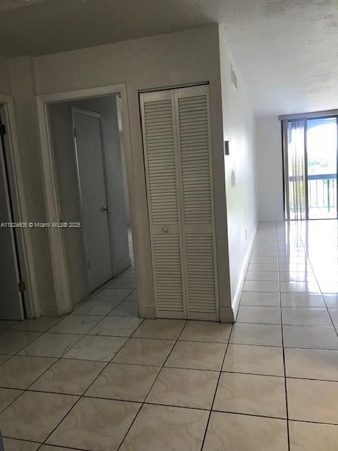 Foto del edificio - 9440 Fontainebleau Blvd