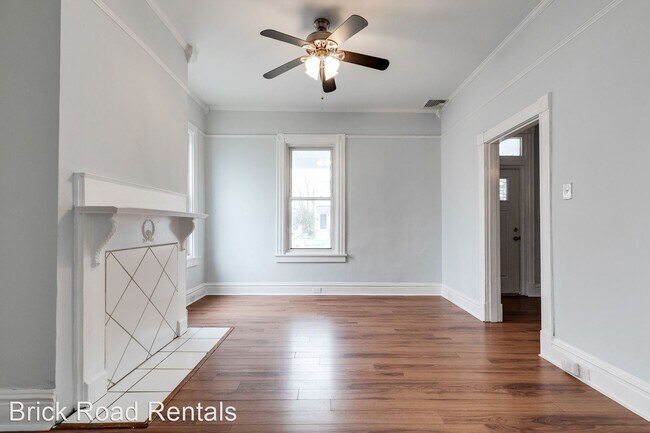 Building Photo - 3 br, 1.5 bath House - 3401 Delaware Ave