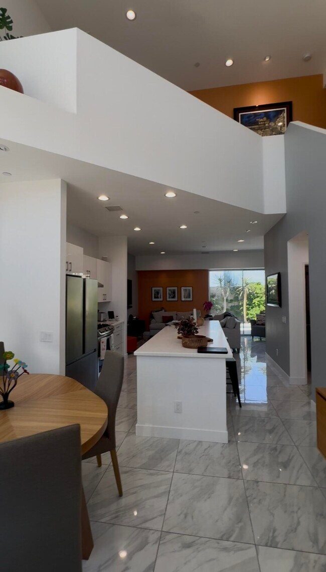 Foto del edificio - 302 Breeze Loop