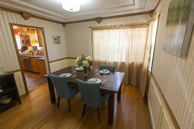 Dining Room - 709 E Valencia Ave