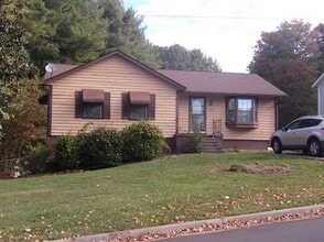 Building Photo - 1000 Long Meadows Dr