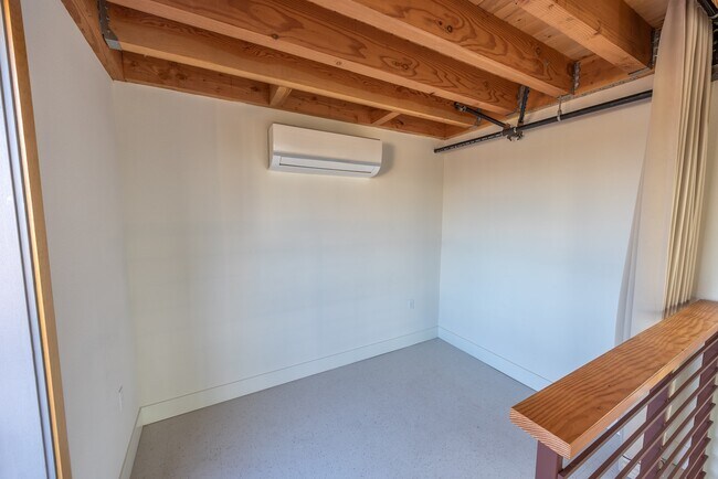 3586 Adams Avenue, Unit 14 photo'