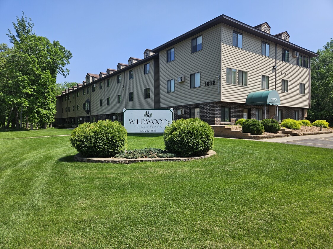 Wildwood Townhomes Apartments in Saint Cloud, MN