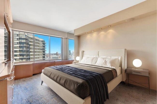 Foto del edificio - 1 bedroom in New York NY 10065
