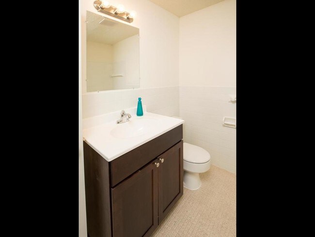 Foto del edificio - 2911 7th Ave Anoka, MN 55303