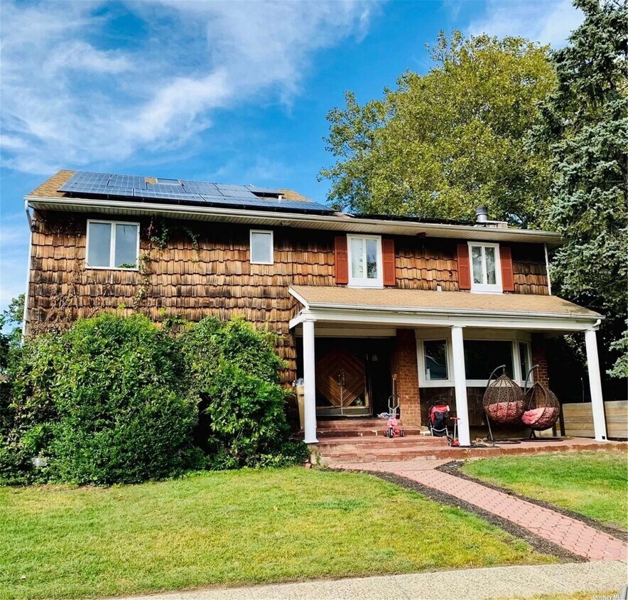 Primary Photo - 781 Sherwood St