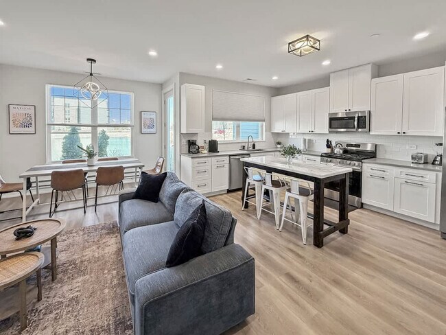 Foto del edificio - 28411 Torch Pkwy