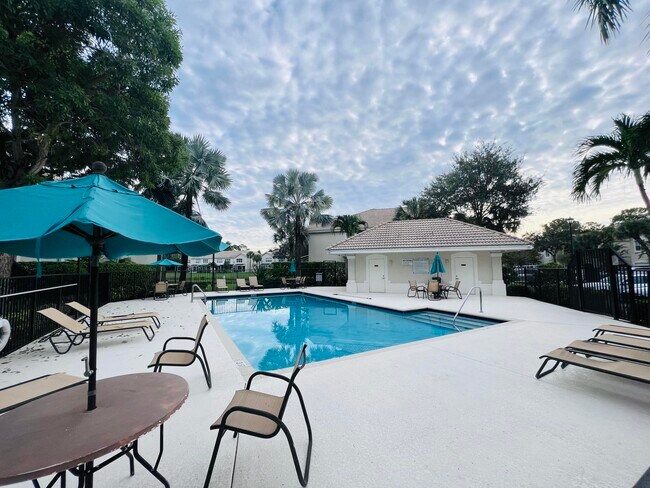 Foto del edificio - 1131 Woodfield Ct