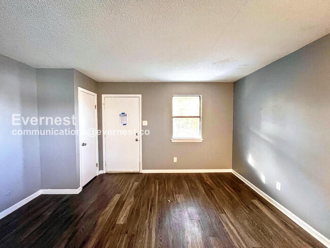 Building Photo - 9 Meredith Ct